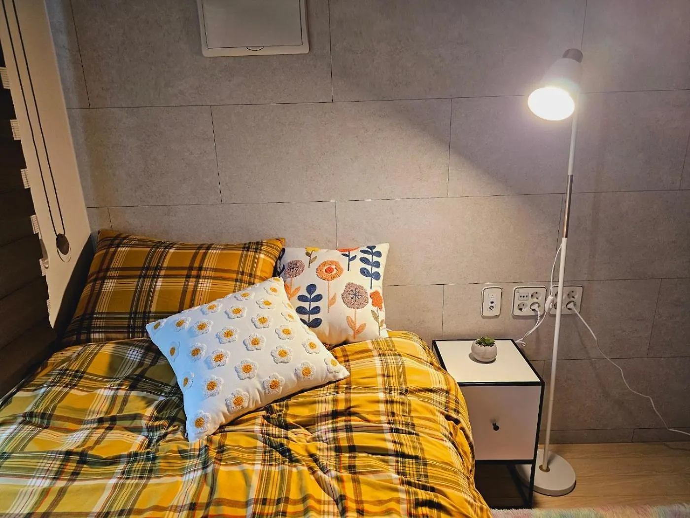 Bucheon Sinjung-Dong Station High Floor View Lovely House 0*,  South Korea