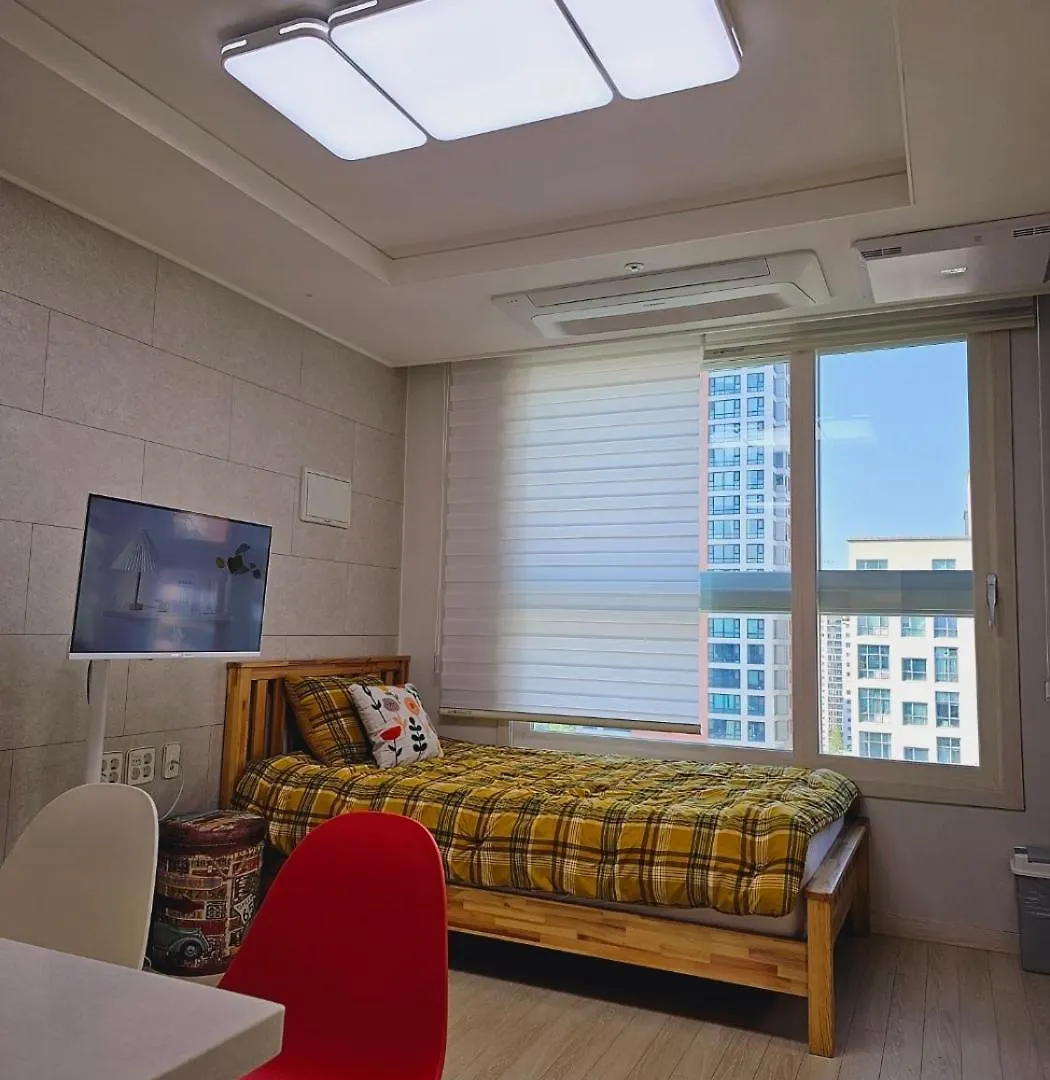 Bucheon Sinjung-Dong Station High Floor View Lovely House 0*,  South Korea