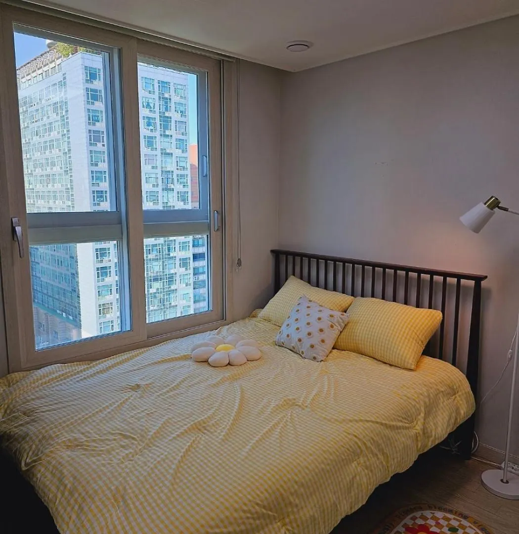 Bucheon Sinjung-Dong Station High Floor View Lovely House South Korea