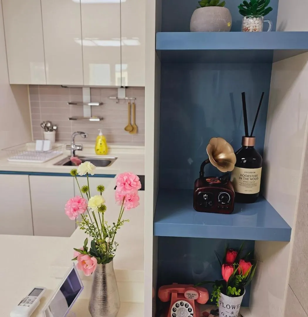 Apartment Bucheon Sinjung-Dong Station High Floor View Lovely House South Korea